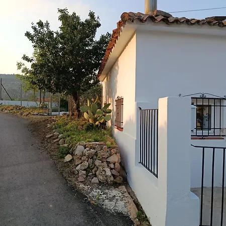 Casa El Cerrito, Con Fantastico Patio Con Barbacoa Y Vistas A La Montana